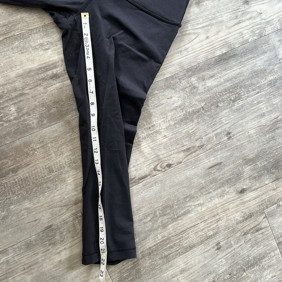 LULULEMON HI RISE/FOLD DOWN WUNDER UNDER CROP - Picture 3 of 7